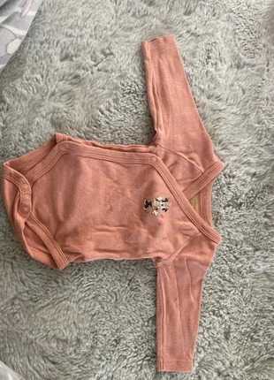 Body Minnie, brand: Disney, condizioni: Ottime, taglia: 1-3 mesi / 56 cm, €1.00, €1.75 include la Protezione acquisti