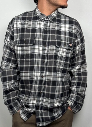 Chemise Dickies à carreaux Noir et Blanc L à manches longues, marque: Dickies, état: Très bon état, taille: L, 24,99 €, 26,94 € Protection acheteurs (Pro) incluse