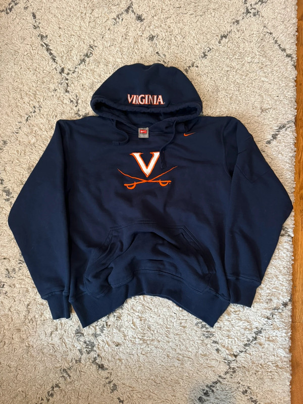 Vintage 00’s Nike University of Virginia (UVA) Nike Team Apparel Hoodie 1