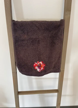 Serviette marron, carré blanc, 30x50, brand: Carré Blanc, condition: Very good, €3.00, €3.85 includes Buyer Protection Pro