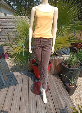 Pantalon marron sessun taille 38, marque: Sessun, état: Très bon état, taille: M / 38 / 10, 10,00 €, 11,20 € Protection acheteurs incluse