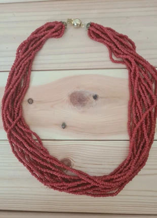 Red bead necklace, condition: Very good, €3.50, €4.38 includes Buyer Protection