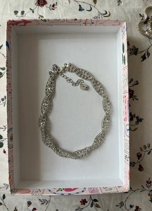 Collier tressé à strass, marca: Zara, estado: Novo sem etiquetas, €3.00, €3.85 inclui Proteção do Comprador