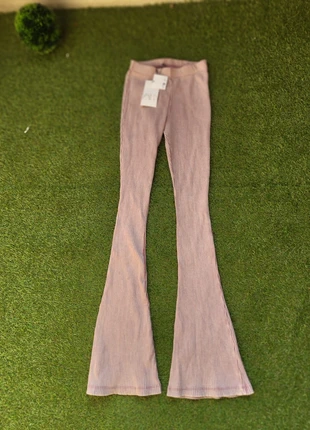 Taille M - Pantalon pat def - Neuf - Rose pâle, merk: Zara, staat: Nieuw met prijskaartje, maat: M / 38 / 10, € 15,00, € 16,45 inclusief Kopersbescherming