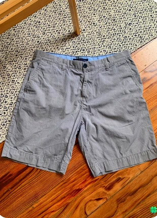 Short Tommy Hilfiger gris à motifs W34, marke: Tommy Hilfiger, zustand: Gut, größe: W34 | DE 50, 9,90 €, 11,10 € beinhaltet Vinted-Käuferschutz Pro