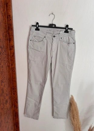 Jean beige clair DPM – taille 40, coupe slim stretch, merk: DPM By Depech Mod, staat: Heel goed, maat: L / 40 / 12, € 14,00, € 15,40 inclusief Kopersbescherming Pro