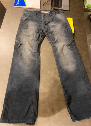 Jeans vintage anni 00, marque: Re-Worked, état: Très bon état, taille: W38 | FR 48, 8,00 €, 9,10 € Protection acheteurs incluse