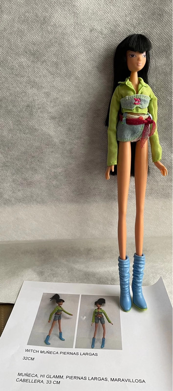 Muneca Hi Glamm piernas largas