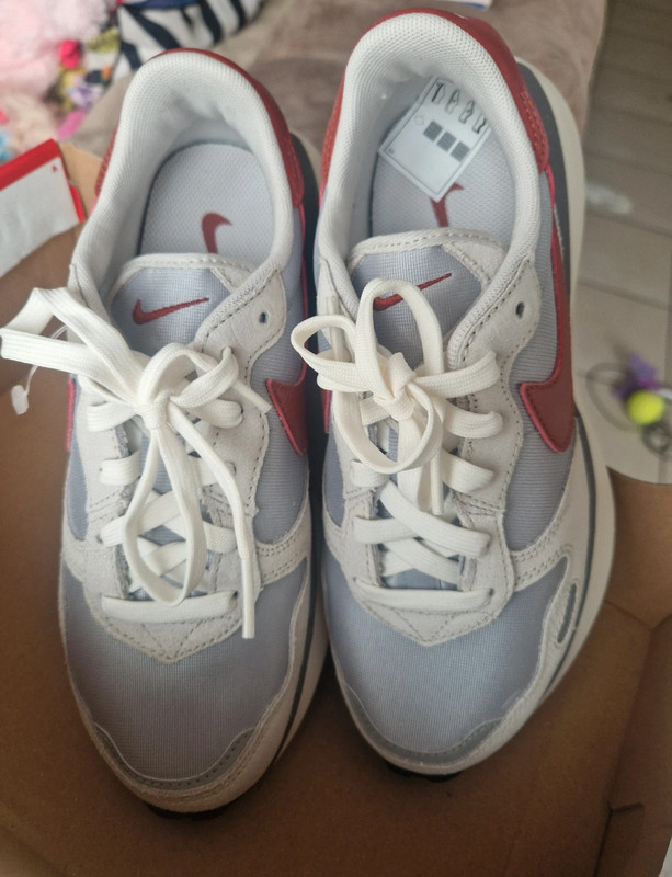 Baskets basses Nike neuves w Nike phoenix waffle Vinted