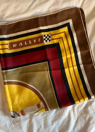 Foulard vintage , brand: Vintage, condition: Very good, €2.00, €2.80 includes Buyer Protection