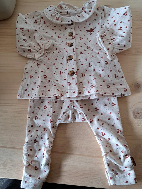 2 delig baby set