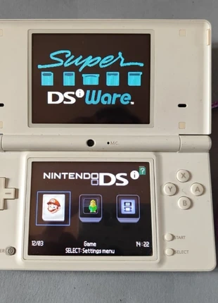 Con vari giochi -- Nintendo DSi bianca, brand: Nintendo, condizioni: Buone, €69.00, €73.15 include la Protezione acquisti