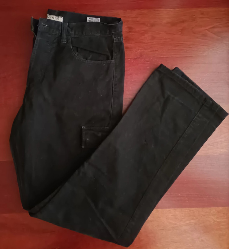 Pantalón negro 2024 hombre zara