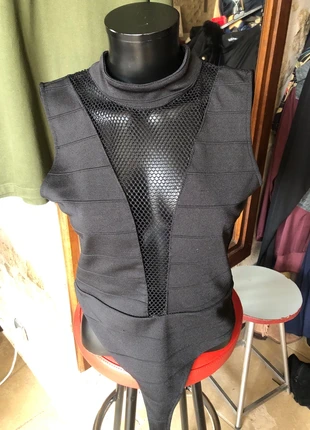 Body noir m, estado: Bom, tamanho: M / 38 / 10, €5.00, €5.95 inclui Proteção do Comprador