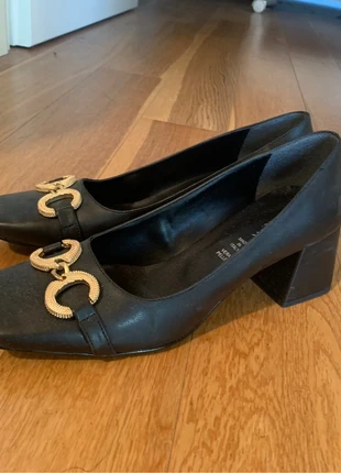 Scarpe Décolleté Chocola’ 40 vera pelle nero, marke: Chocola, zustand: Sehr gut, größe: 40, 15,00 €, 16,45 € inklusive Vinted-Käuferschutz