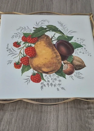 Dessous de plat en céramique - Décoration "fruits" - taille 17 cm x 17 cm - sertissage métal doré, marca: Villeroy & Boch, estado: Nuevo sin etiquetas, 7,30 €, 8,37 € Protección al comprador incluida