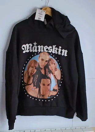 Sudadera Unisex con capucha Maneskin Negro Talla M, brand: Bershka, condizioni: Nuovo con cartellino, taglia: M, €26.99, €29.04 include la Protezione acquisti