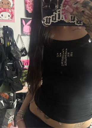 custom black top studded cross, merk: cross, staat: Heel goed, maat: XS / 34 / 6, € 18,00, € 19,60 inclusief Kopersbescherming