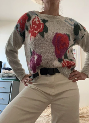 Pull gris chiné à fleurs colorées Charlior– Taille S, merk: charlior, staat: Goed, maat: S / 36 / 8, € 6,50, € 7,53 inclusief Kopersbescherming