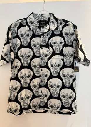 Delusion Grandeur Shirt, brand: Delousion, condition: New with tags, size: M, £12.00, £13.30 includes Buyer Protection