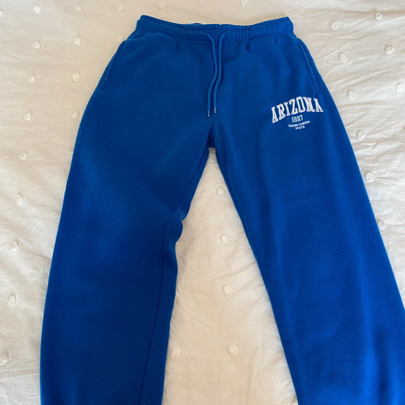 Arizona sweatpants 1