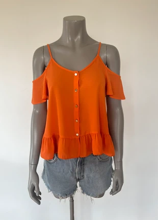 🧡 T-shirt orange à volants et boutons dorés – Taille S, brand: Atmosphere, condizioni: Ottime, taglia: S / IT 40 / EU 36, €5.00, €5.95 include la Protezione acquisti