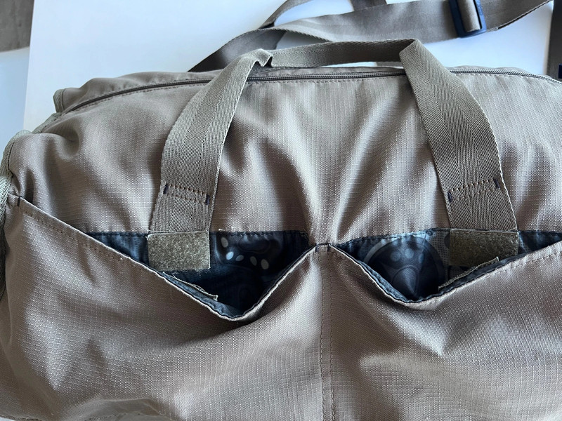 LesportSac light weight gym bag