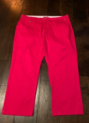 Lovely Per Una crop trousers hot pink size 20 hardly worn, brand: Per Una, condition: Very good, size: 4XL / UK 32-34, £10.00, £11.20 includes Buyer Protection