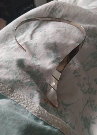 Collier ras du cou en argent et nacre, marca: je ne sais pas, estado: Muy bueno, 45,00 €, 47,95 € Protección al comprador incluida