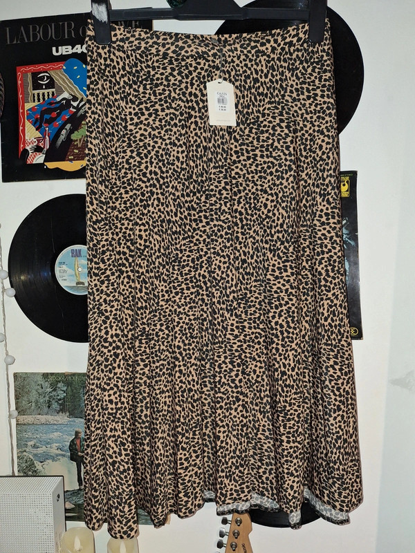 Leopard print Oasis skirt Vinted