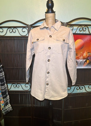 👔 Chemise longue beige casual Cherry Koko 👌, marque: Cherry Koko, état: Très bon état, taille: M / 38 / 10, 10,00 €, 11,20 € Protection acheteurs incluse