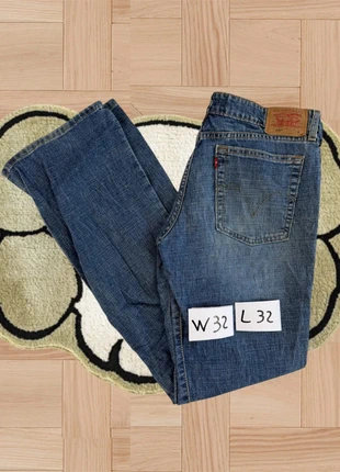 Jeans levi’s 518 évasé femme W 32 L 32, marke: Levi's, zustand: Sehr gut, größe: M / 38 / 10, 19,90 €, 21,60 € beinhaltet Vinted-Käuferschutz Pro