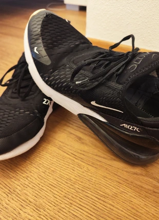 Scarpe Nike 43 Air Max 270, marke: Nike, zustand: Sehr gut, größe: 43, 19,90 €, 21,60 € inklusive Vinted-Käuferschutz