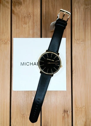 Montre Michael Kors Femme – Cuir Noir et Dorée – Neuve avec Étiquette, merk: Michael Kors, staat: Nieuw met prijskaartje, maat: Universele maat, € 118,00, € 124,60 inclusief Kopersbescherming