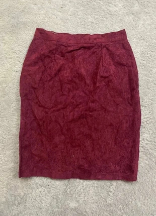 Jupe Longueur Genoux Bordeaux Gerik Femme - Taille 40, Bon État, marke: gerik, zustand: Gut, größe: L / 40 / 12, 1,00 €, 1,75 € inklusive Vinted-Käuferschutz
