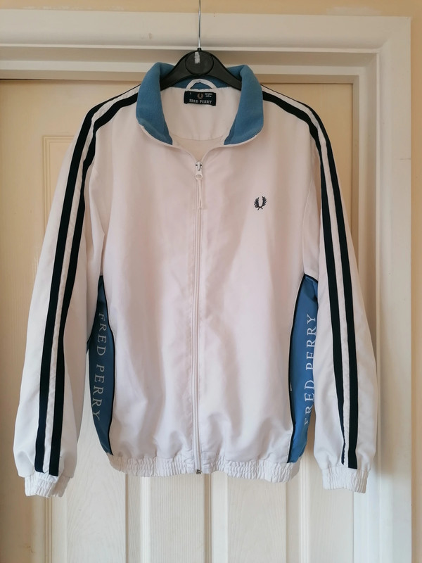 Fred Perry vintage 90s track jacket size L height 158 | Vinted