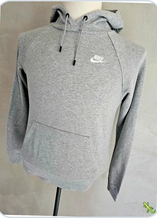 Sweat a capuche nike logo brodé gris blanc taille S, marke: Nike, zustand: Sehr gut, größe: S, 19,90 €, 21,60 € beinhaltet Vinted-Käuferschutz Pro