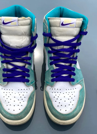 Turbo green 2025 purple laces