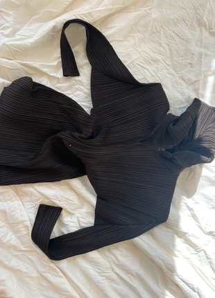 Issey Miyake pleats please brown half zip hoodie, merk: Pleats Please Issey Miyake, staat: Heel goed, maat: M / 38 / 10, € 310,00, € 326,20 inclusief Kopersbescherming