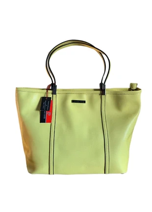 borsa gialla Pierre Cardin, marke: Pierre Cardin, zustand: Neu, mit Etikett, 24,00 €, 25,90 € inklusive Vinted-Käuferschutz