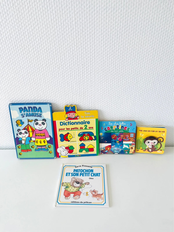 Lot 5 livres bébé 1