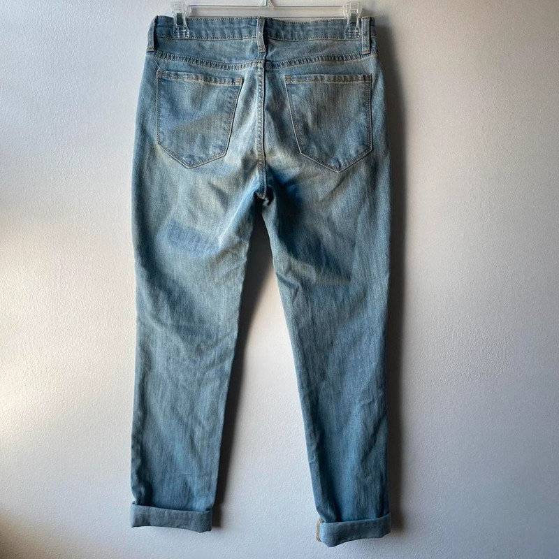 Old Navy light wash boyfriend jeans 2