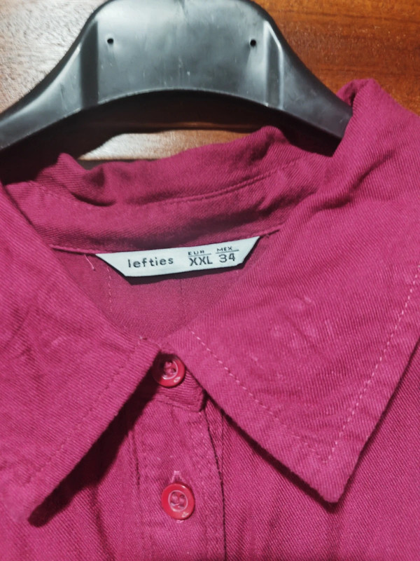 Vestido camiseiro bordeaux Lefties 3