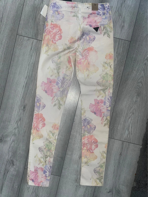 Guess floral shop jeans