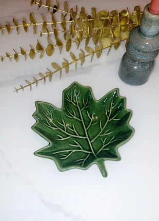 Coupelle apéritif / vide poche automne feuille porcelaine, marque: Cosy Design, état: Neuf avec étiquette, 6,50 €, 7,53 € Protection acheteurs incluse