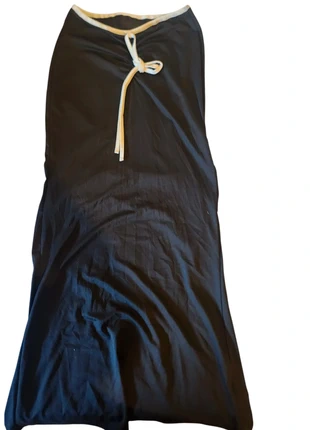 Black Long Skirt SHEIN | Elegant Slim Fit | Size XS | New Never Worn | Summer Trend 2025, marca: Shein, estado: Novo sem etiquetas, tamanho: XS / 34 / 6, €3.00, €3.85 inclui Proteção do Comprador