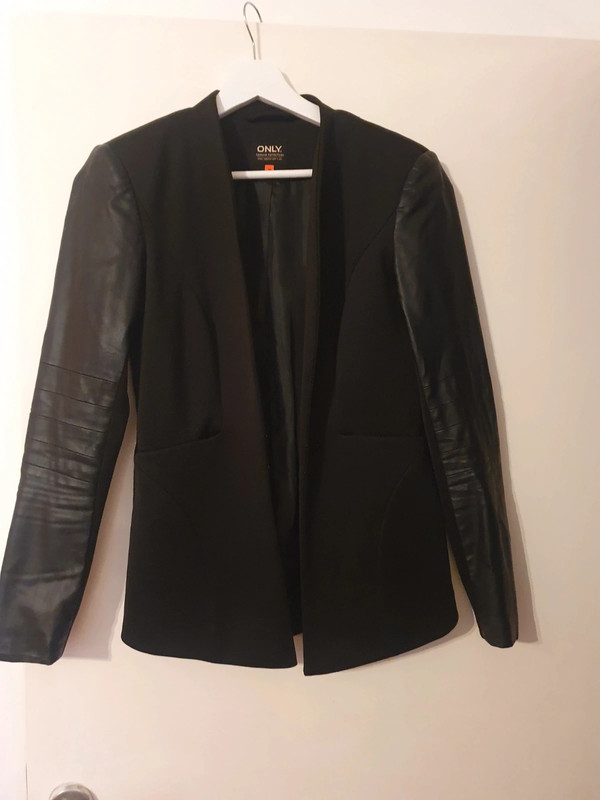 Blazer met leren mouwen 1