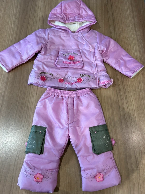 Tenue de sport d’hiver 12 mois - photo numéro 2