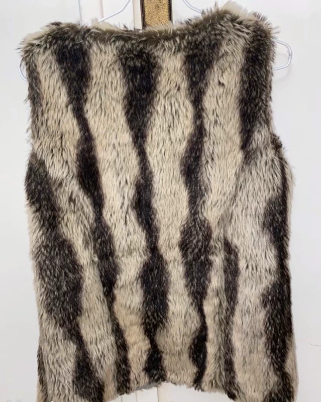 Gilet fausse fourrure - photo numéro 2