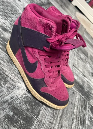 Basket compensées Nike, marque: Nike, état: Bon état, taille: 37.5, 15,00 €, 16,45 € Protection acheteurs incluse